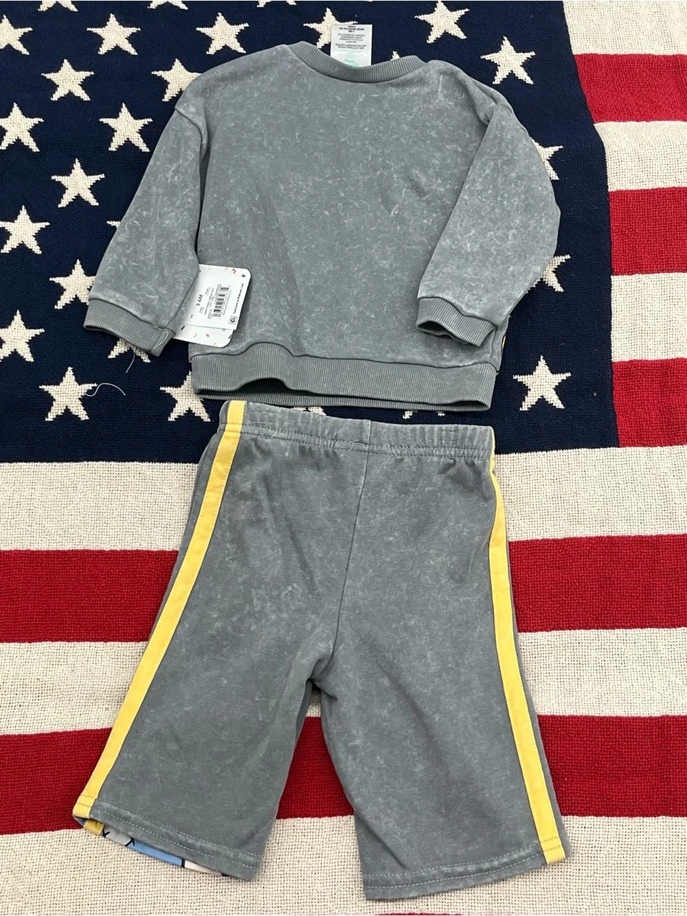 Disney Winnie the Pooh Sweatsuit Boys Size 3-6 Months New with Tags